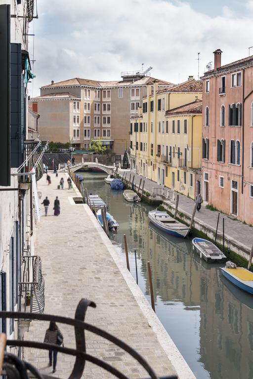 Grand Palace Venice Canal View Exterior foto